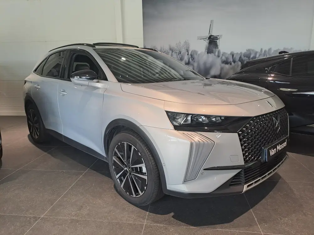 DS Automobiles DS 7 DS 7 1.6 PHEV 300 4x4 Etoile uit 2025, foto 4