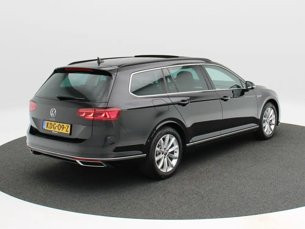 Volkswagen Passat 1.4 TSi 218 Pk PHEV GTE Business | Panoram uit 2022, foto 2