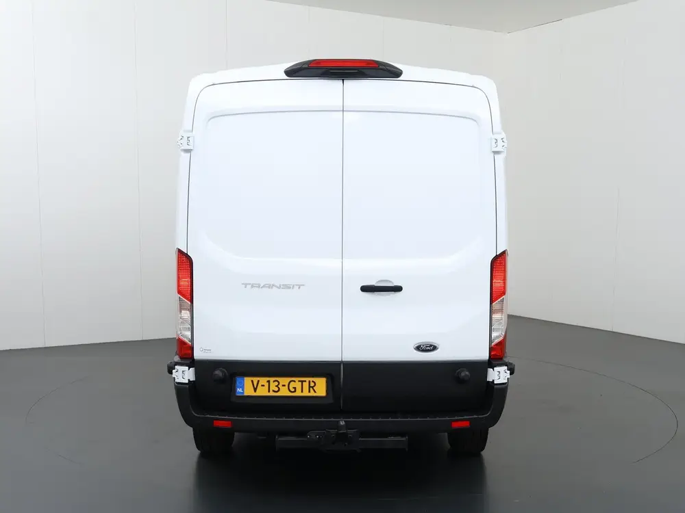 Ford Transit 350 uit 2024, foto 4