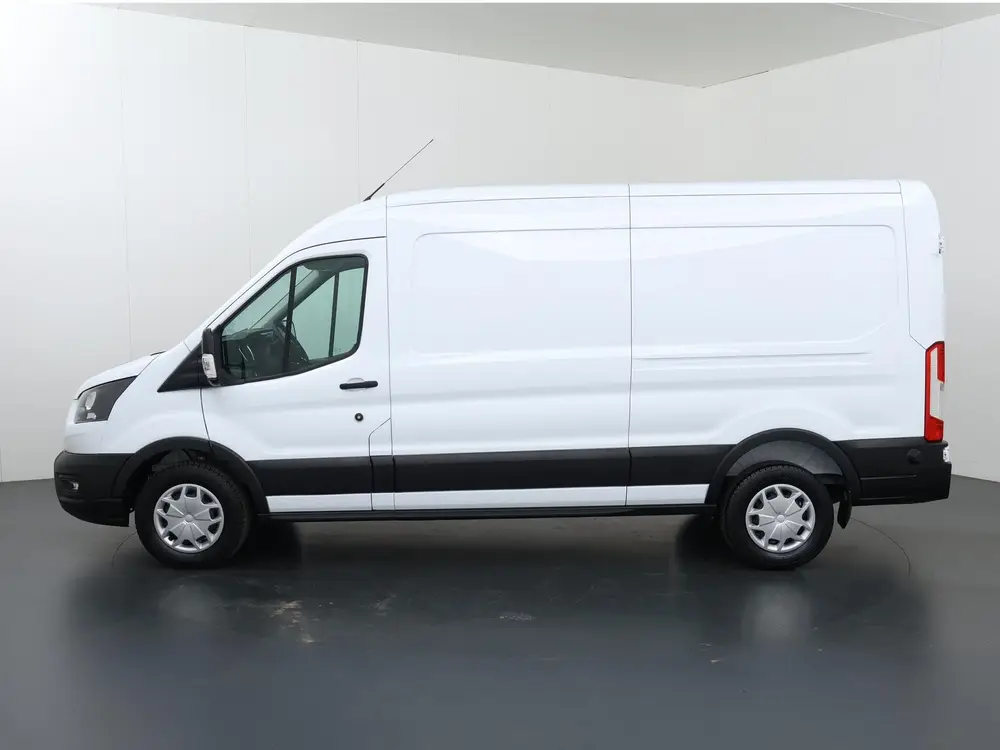 Ford Transit 350 uit 2024, foto 5