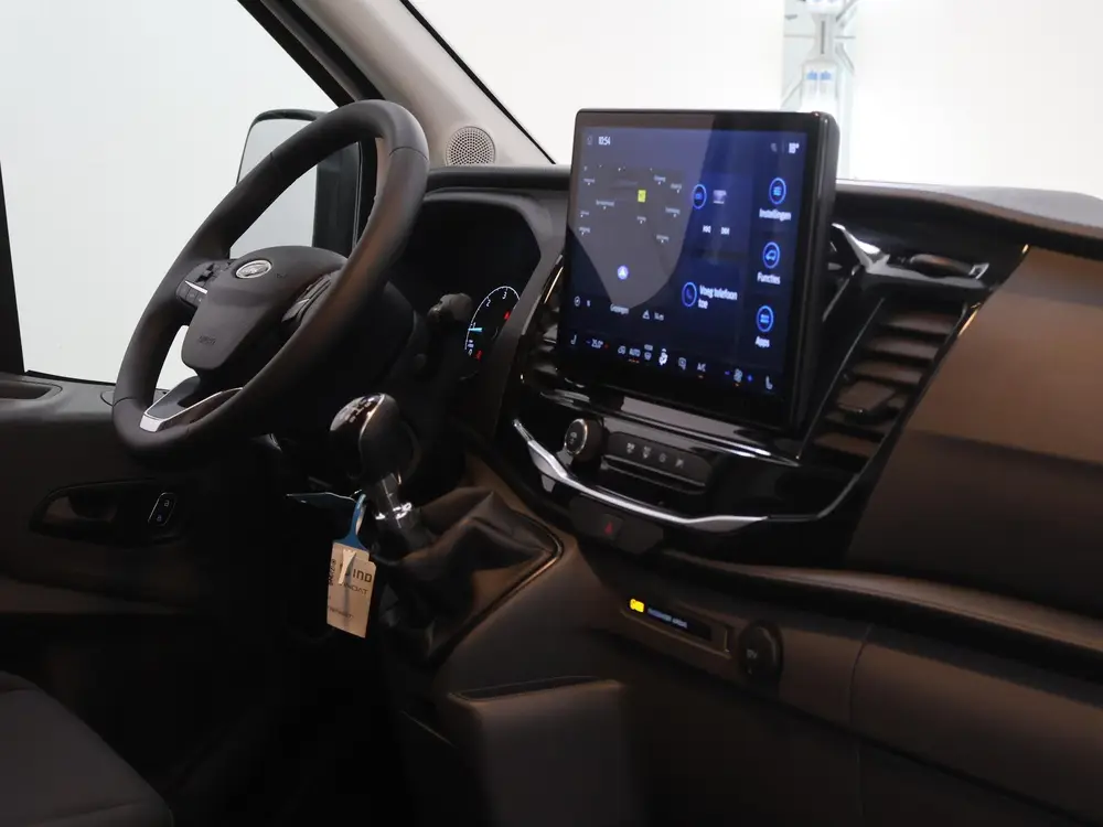 Ford Transit 350 uit 2024, foto 9