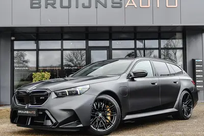BMW M5 M5 Individual lak uit 2025