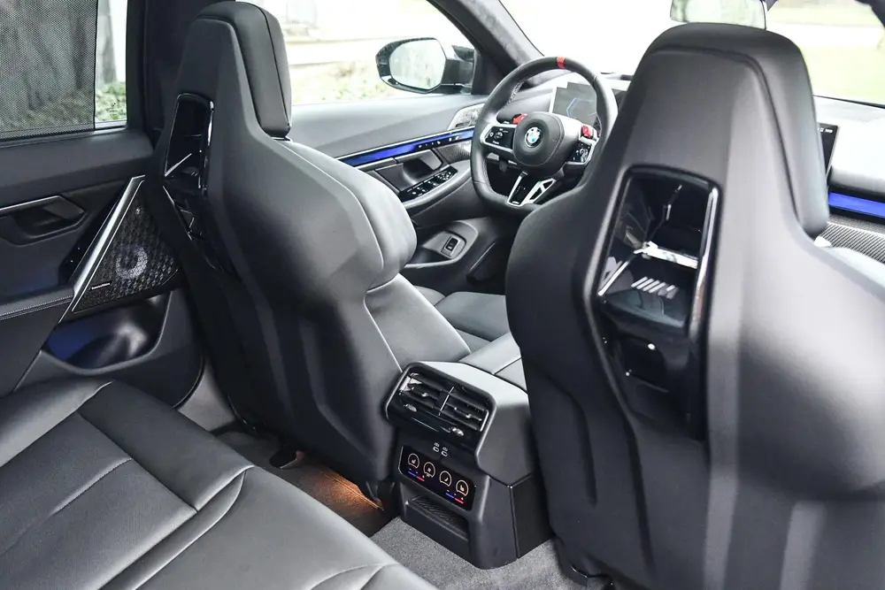 BMW M5 M5 Individual lak uit 2025, foto 12