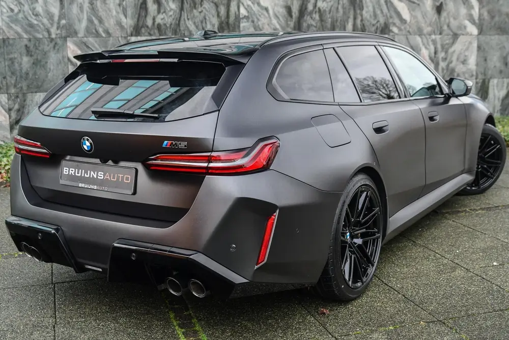 BMW M5 M5 Individual lak uit 2025, foto 3