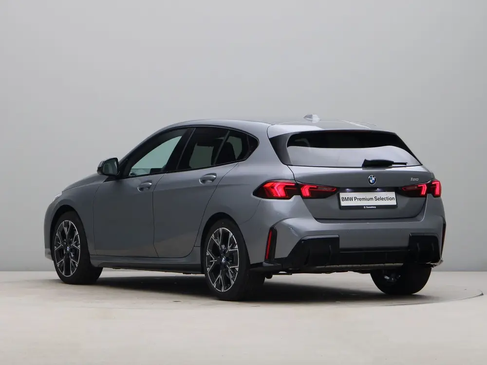 BMW 1-serie 120 M Sport Design Edition Harman-Kardon uit 2026, foto 11