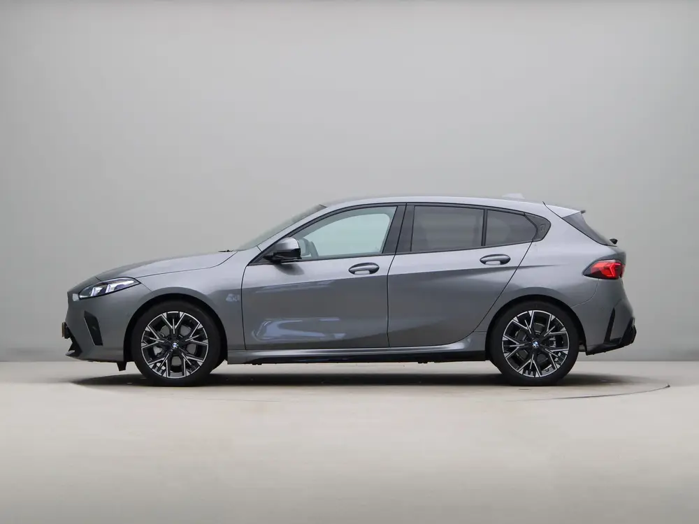 BMW 1-serie 120 M Sport Design Edition Harman-Kardon uit 2026, foto 12