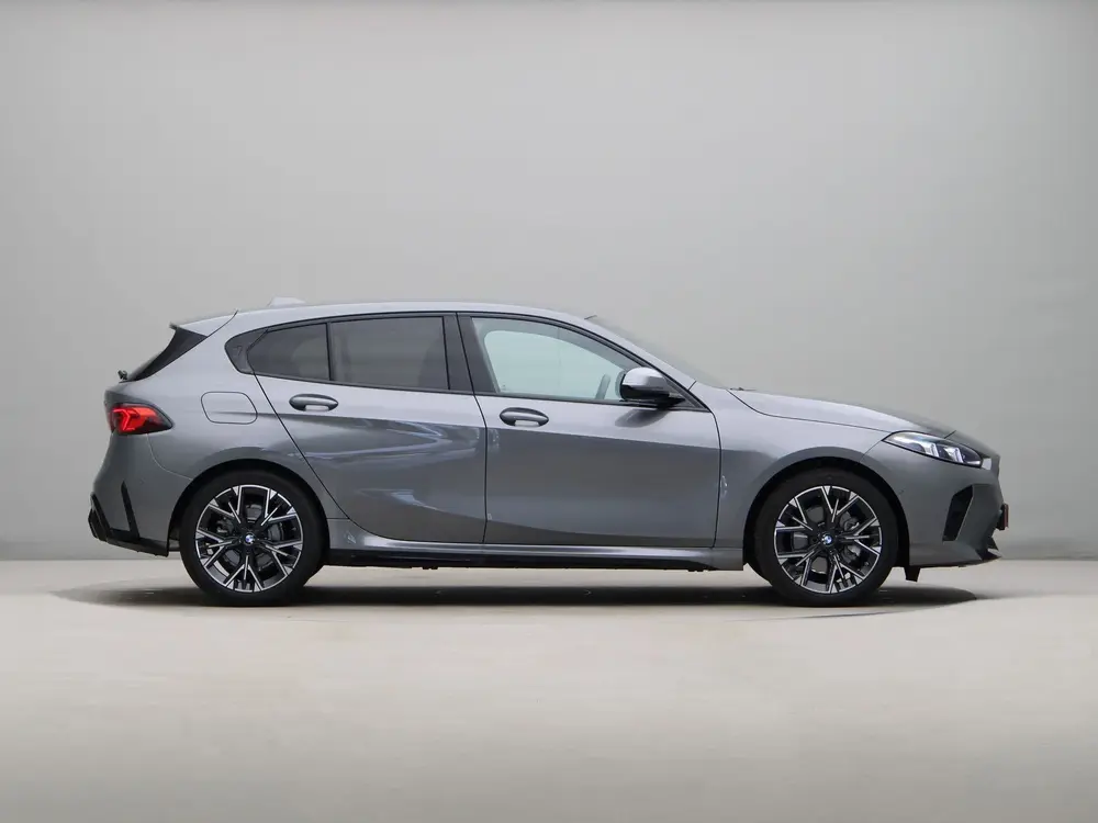 BMW 1-serie 120 M Sport Design Edition Harman-Kardon uit 2026, foto 8