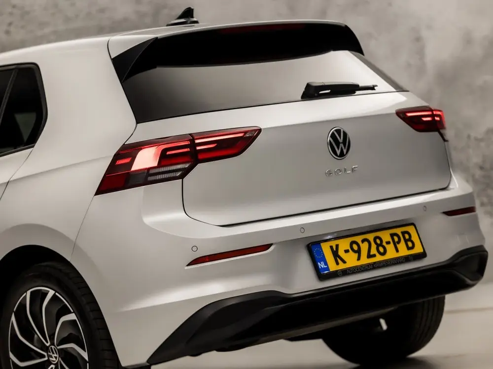 Volkswagen Golf 1.5 TSI Sport (APPLE CARPLAY, GROOT NAVI, 4 uit 2020, foto 17