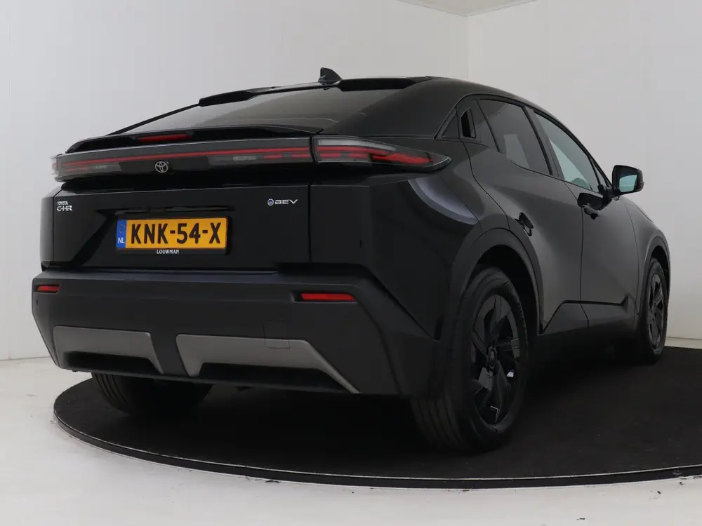 Toyota C-HR First Edition 77 kWh uit 2026, foto 2