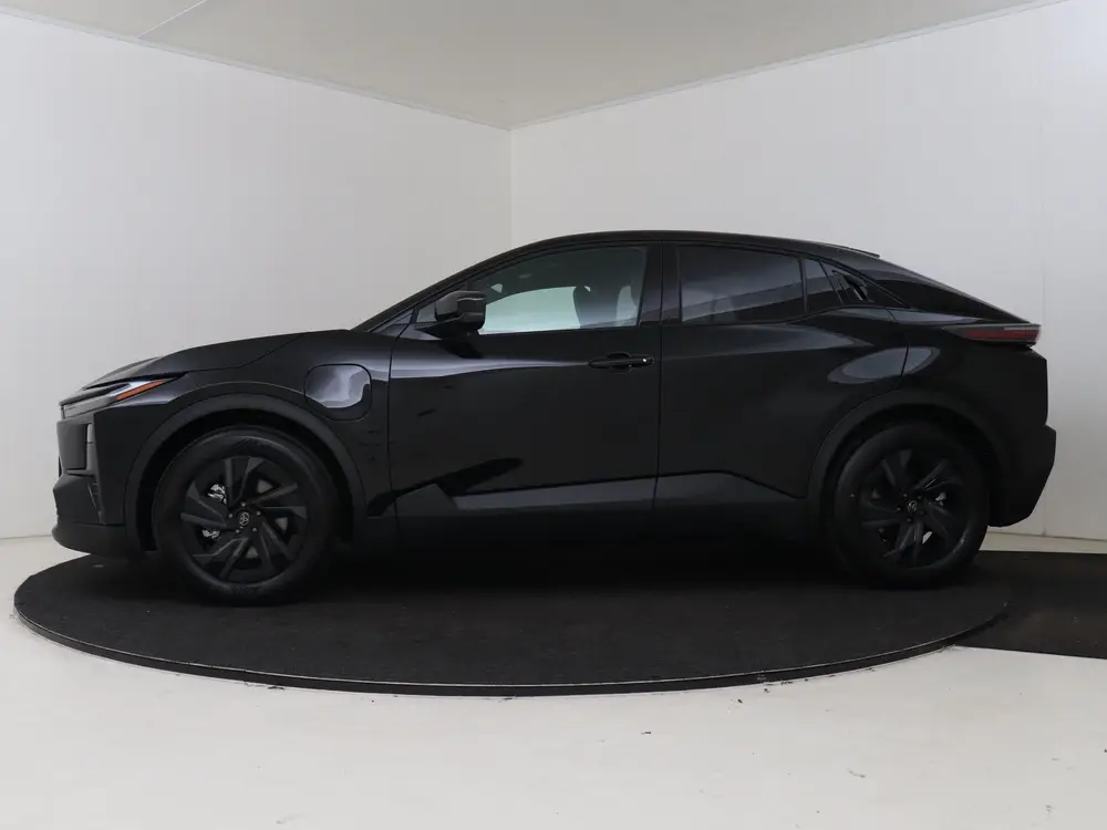Toyota C-HR First Edition 77 kWh uit 2026, foto 3