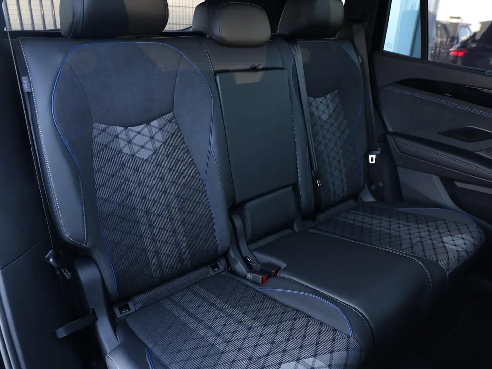 Volkswagen Tayron R-Line Edition 1.5 eHybrid 272 PK | Trekha uit 2026, foto 9