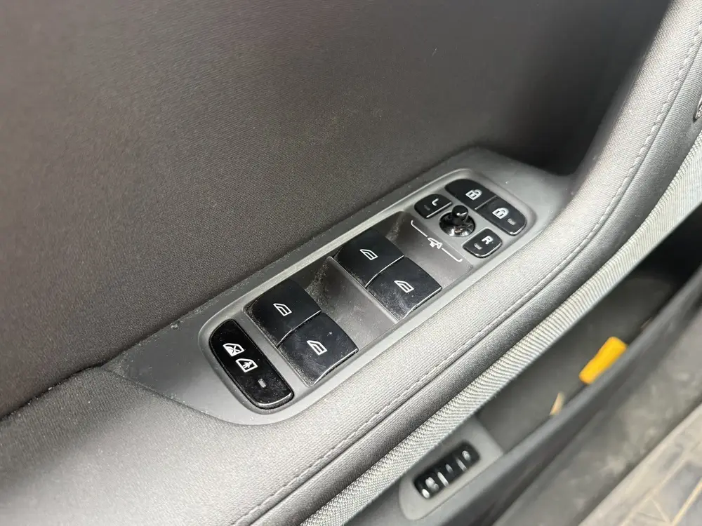 Polestar 2 BWJ 2020 Long Range Dual Motor 78 kWh 408 PK Laun uit 2020, foto 9