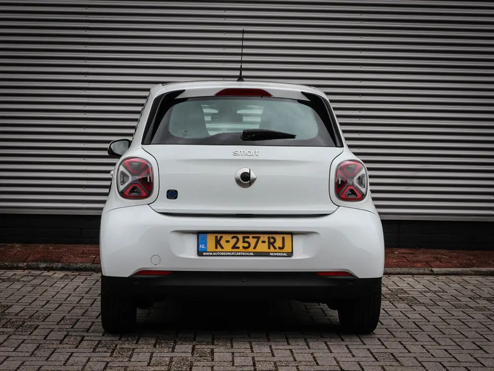 Smart Forfour EQ Comfort PLUS 18 kWh | Airco | Cruise | Pano uit 2021, foto 11