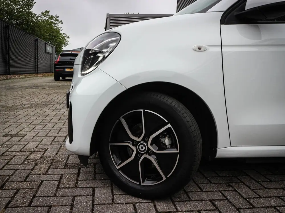 Smart Forfour EQ Comfort PLUS 18 kWh | Airco | Cruise | Pano uit 2021, foto 17