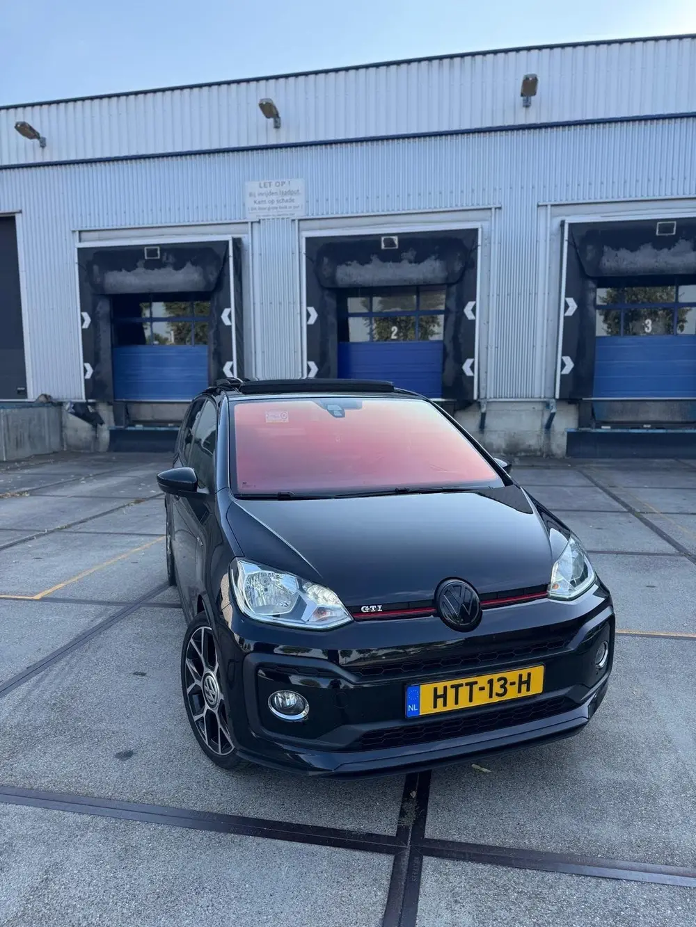 Volkswagen Up! 1.0 GTI 116PK 5D 2019 Zwart uit 2019
