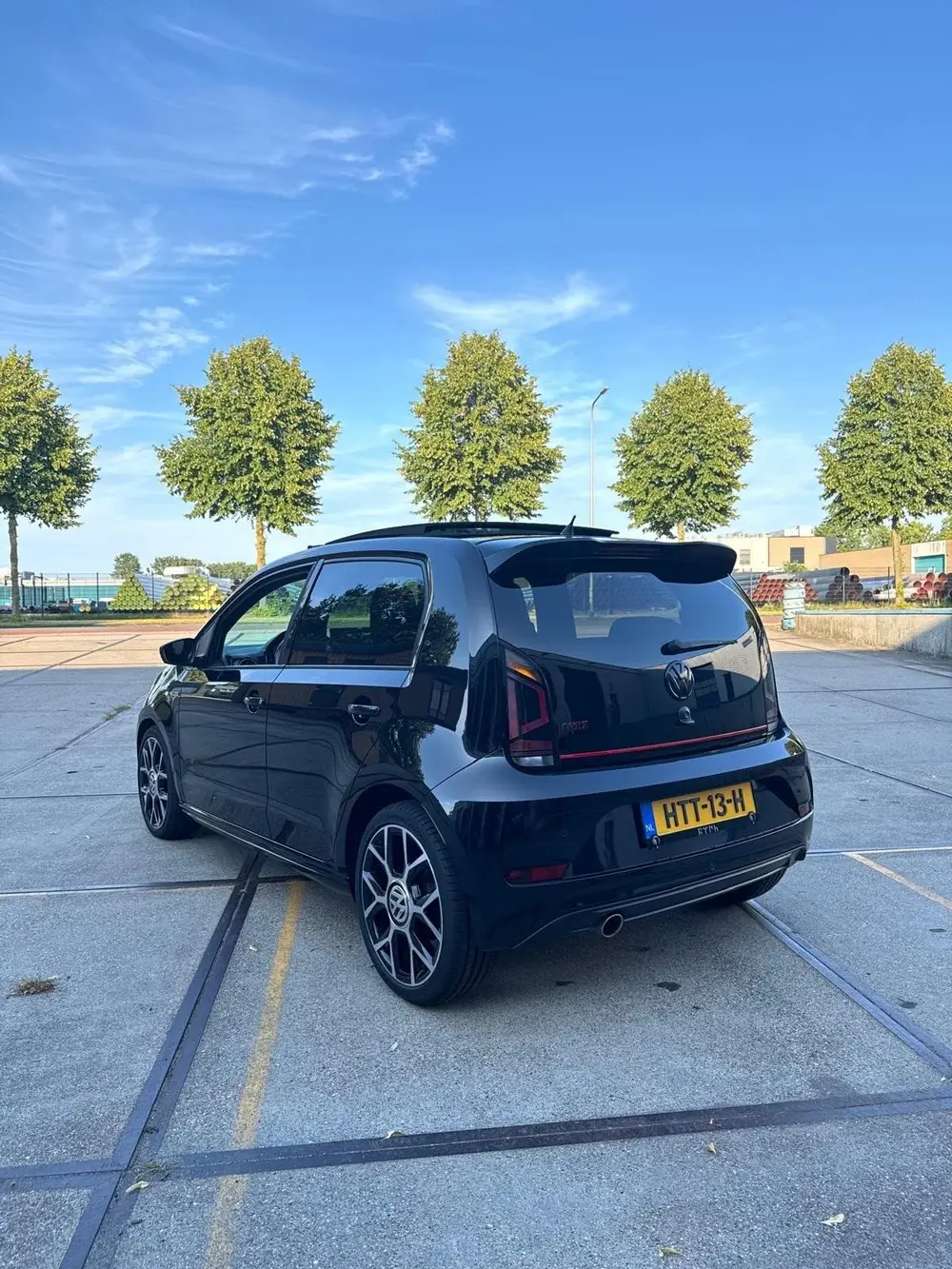 Volkswagen Up! 1.0 GTI 116PK 5D 2019 Zwart uit 2019, foto 6