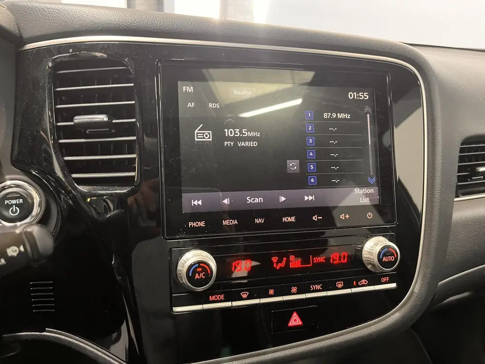 Mitsubishi Outlander 2.4 PHEV Intense+ Automaat uit 2020, foto 13