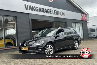 Volkswagen Golf 1.0 TSI Highline (bj 2020) uit 2020