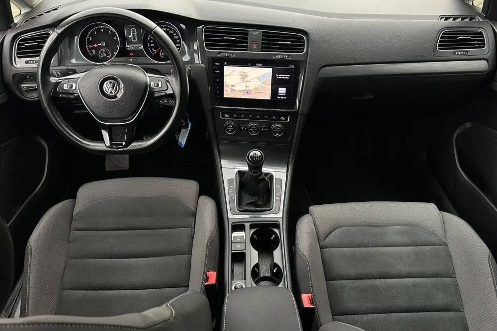 Volkswagen Golf 1.0 TSI Highline (bj 2020) uit 2020, foto 3