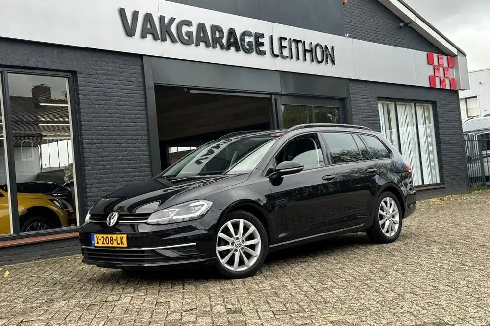 Volkswagen Golf 1.0 TSI Highline (bj 2020) uit 2020, foto 5