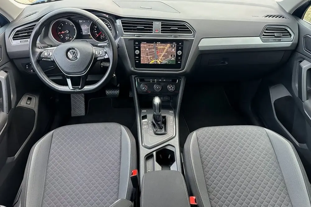 Volkswagen Tiguan 1.5 TSI ACT Highl. (bj 2019, automaat) uit 2019, foto 3