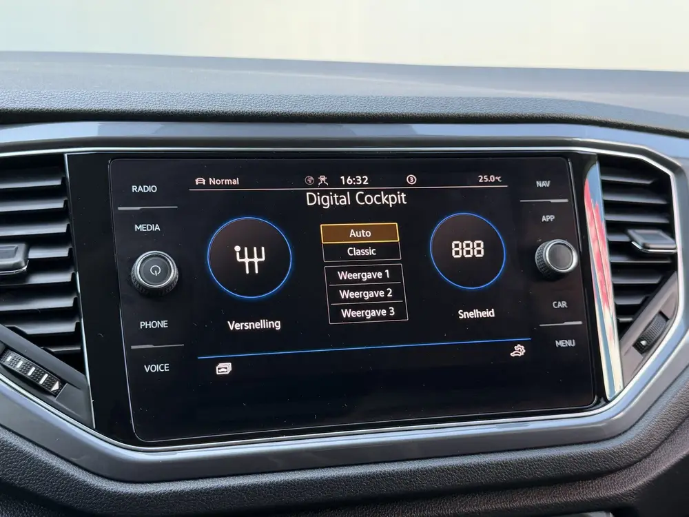 Volkswagen T-Roc BWJ 2021 | 1.5TSI 150PK Sport Business R AU uit 2021, foto 13