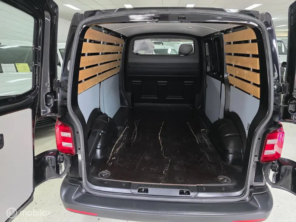 Volkswagen Transporter 2.0 TDI L1H1 Airco Cruise uit 2019, foto 13