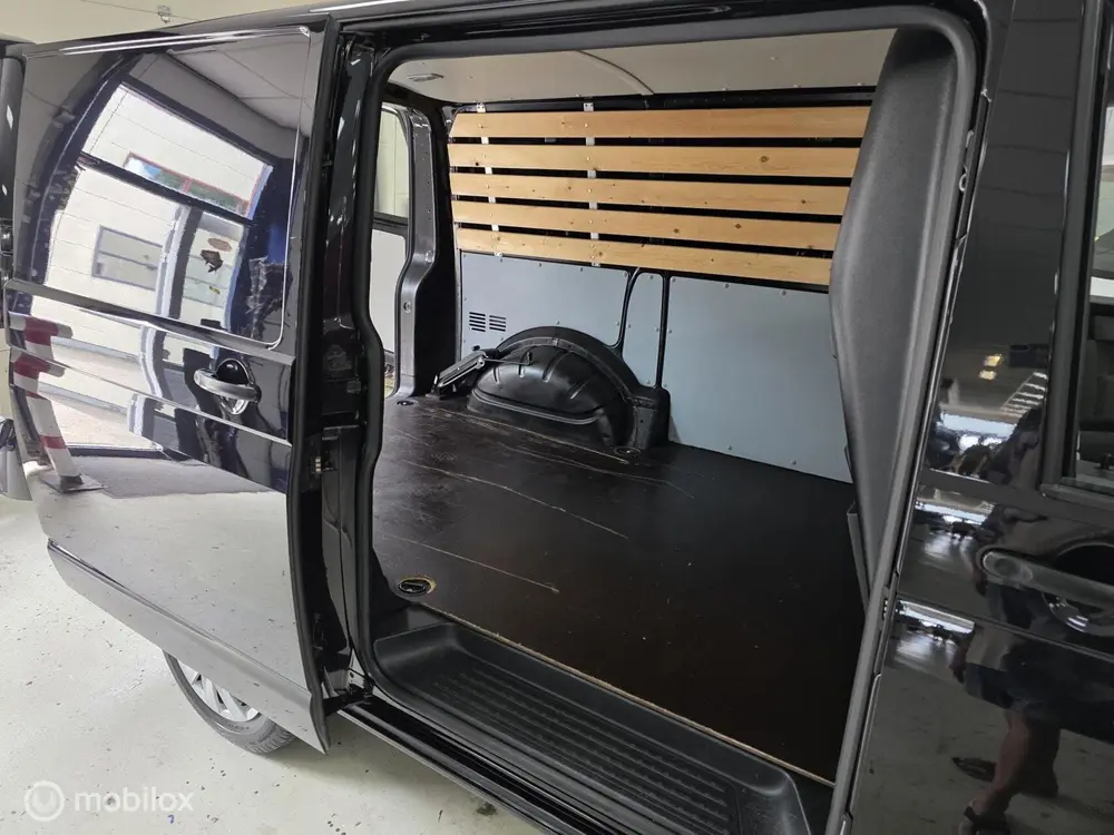 Volkswagen Transporter 2.0 TDI L1H1 Airco Cruise uit 2019, foto 14