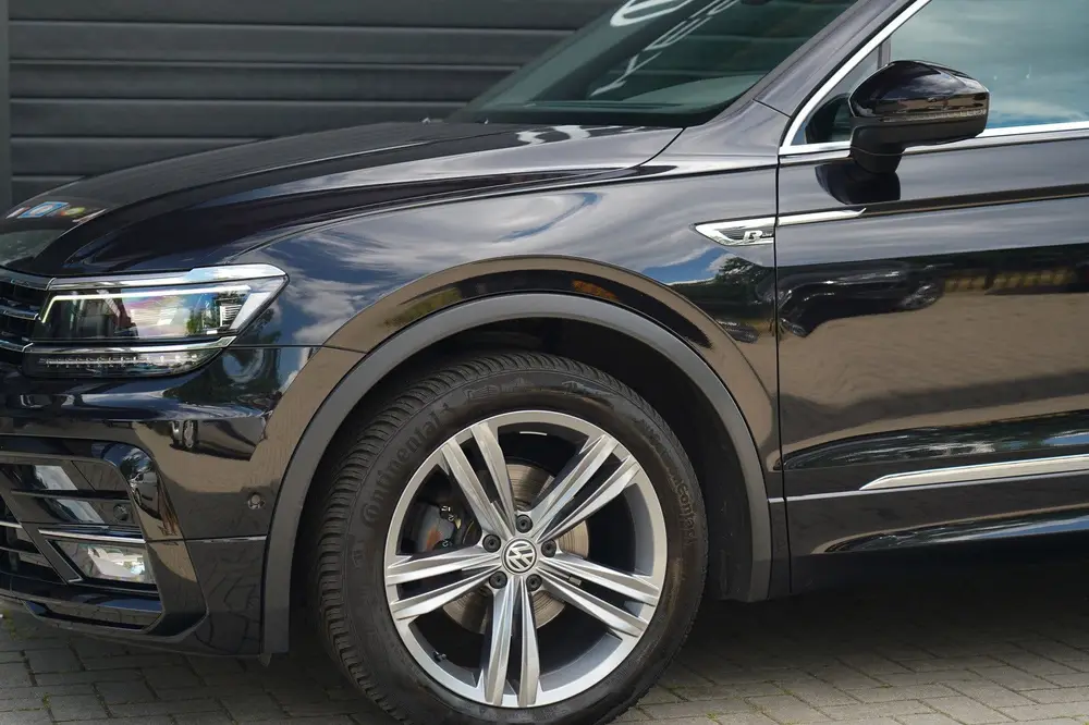 Volkswagen Tiguan 1.5 TSI ACT R LINE HIGH BUSINESS NEDERLAND uit 2020, foto 14