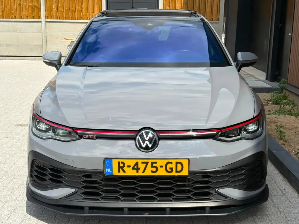 Volkswagen Golf 2.0 TSI GTI CLUBSPORT MILLTEK MAXTON PANO uit 2021, foto 12