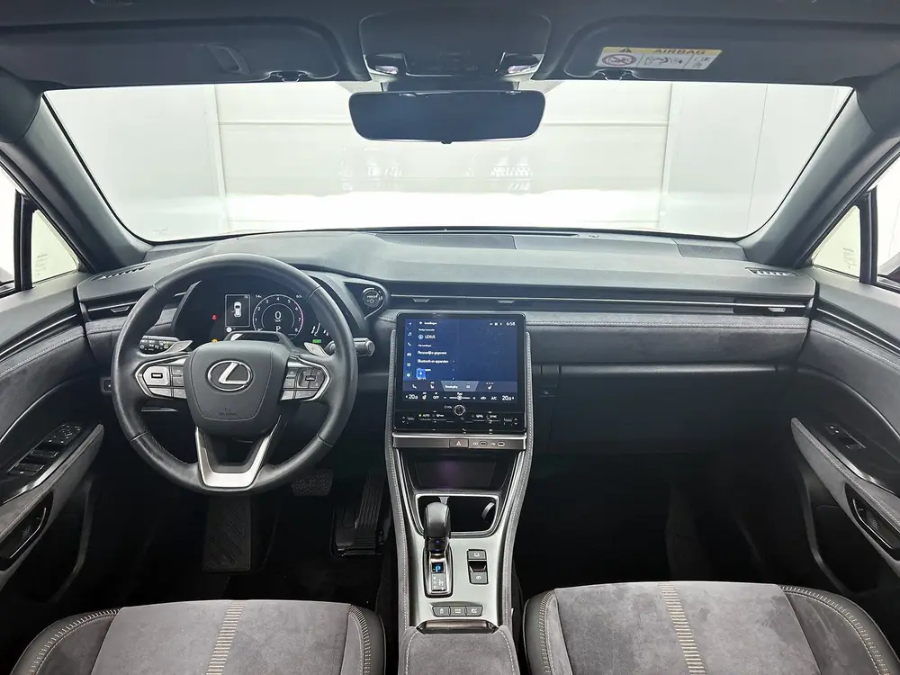 Lexus LBX 1.5 Cool 2WD uit 2024, foto 4