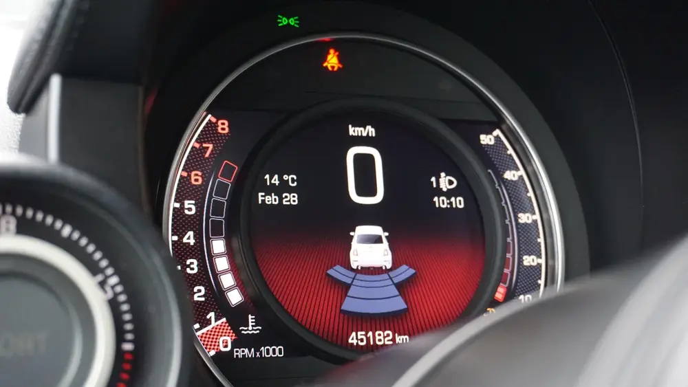 Abarth 595 1.4 T-Jet 145pk Virtual Cockpit 16inch LM *Magnet uit 2019, foto 12