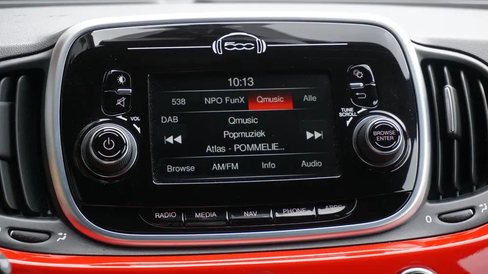 Abarth 595 1.4 T-Jet 145pk Virtual Cockpit 16inch LM *Magnet uit 2019, foto 17