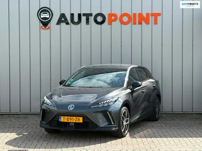 MG MG4 Luxury 64 kWh ORG NL DEALEROND 1E EIG SOH9 uit 2023
