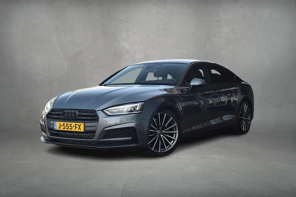 Audi A5 35 TFSI Sport S-line edition uit 2020, foto 2