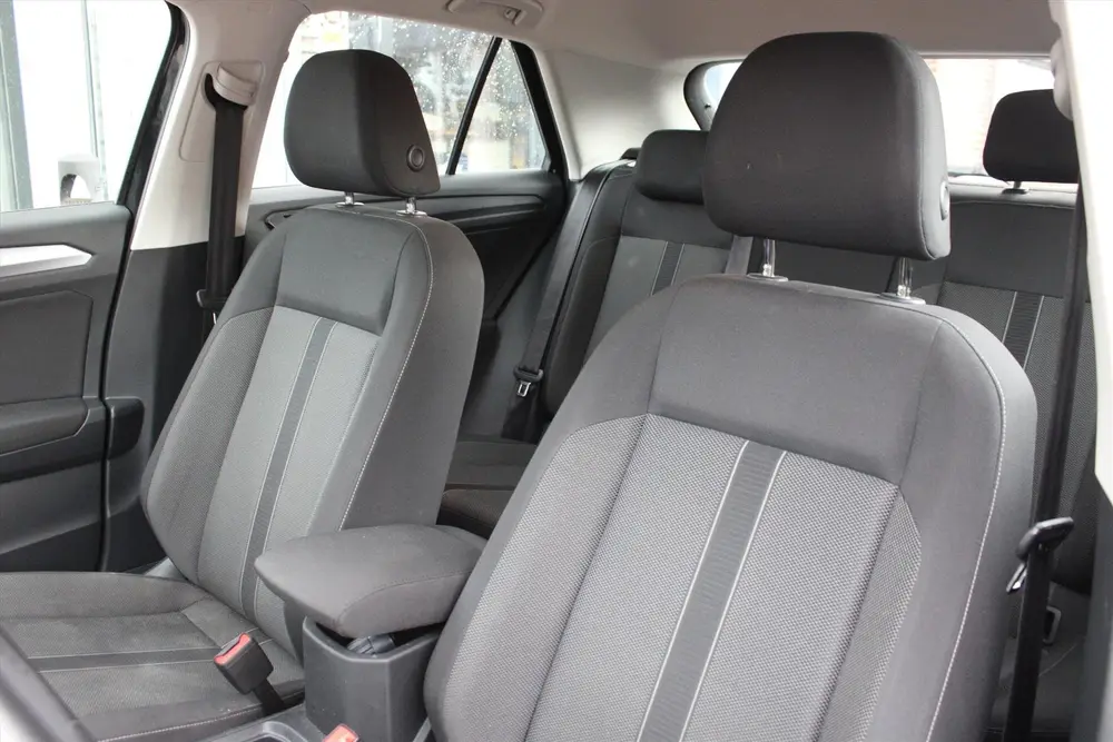 Volkswagen T-Roc 1.0 TSI *Business* | Carplay | Adaptive Cru uit 2023, foto 13