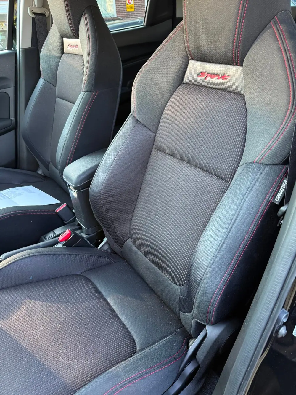 Suzuki Swift 1.4 Sport uit 2019, foto 16