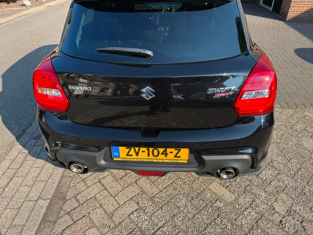 Suzuki Swift 1.4 Sport uit 2019, foto 3