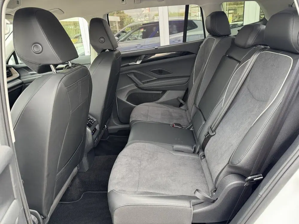 Volkswagen Tayron 1.5 eTSI Elegance 7p. | Trekhaak | 360° c uit 2025, foto 15