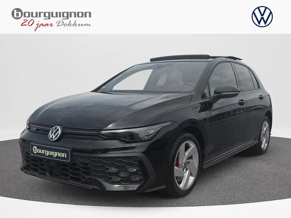 Volkswagen Golf 1.5 eHybrid GTE | Trekhaak | Pano Dak | Lede uit 2025