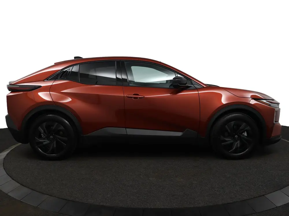 Toyota C-HR First Edition 77 kWh uit 2026, foto 12