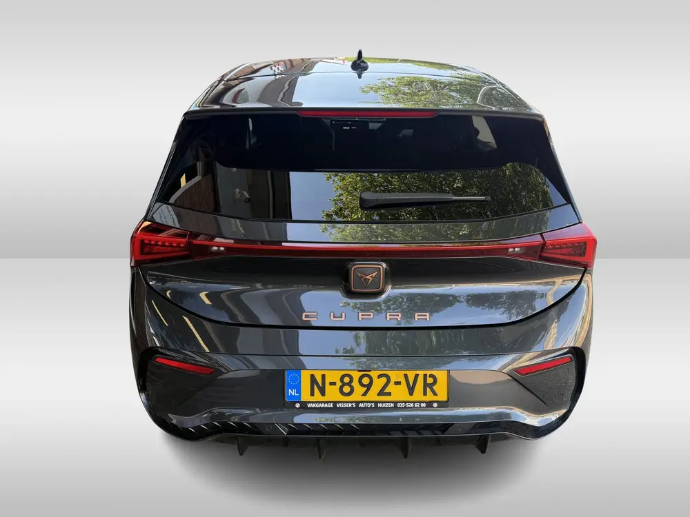 Cupra Born Adrenaline One 62 kWh uit 2021, foto 8