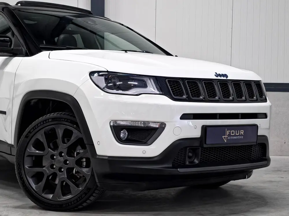 Jeep Compass 4xe 240 PHEV S | Trekhaak | Panoramadak | Alpin uit 2020, foto 13