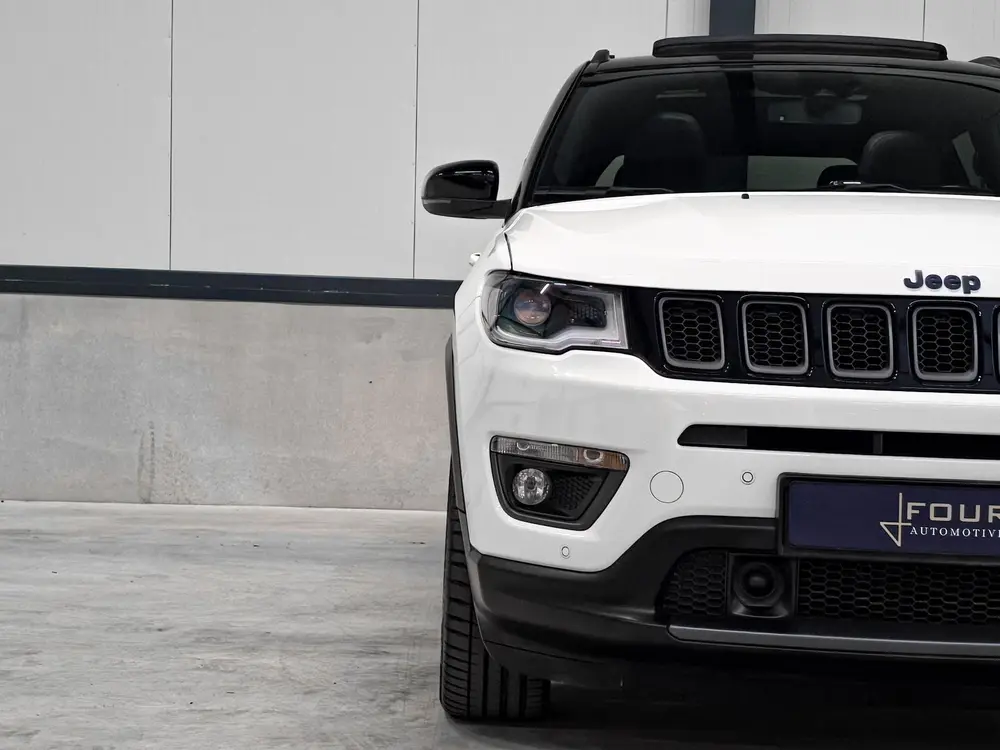 Jeep Compass 4xe 240 PHEV S | Trekhaak | Panoramadak | Alpin uit 2020, foto 15