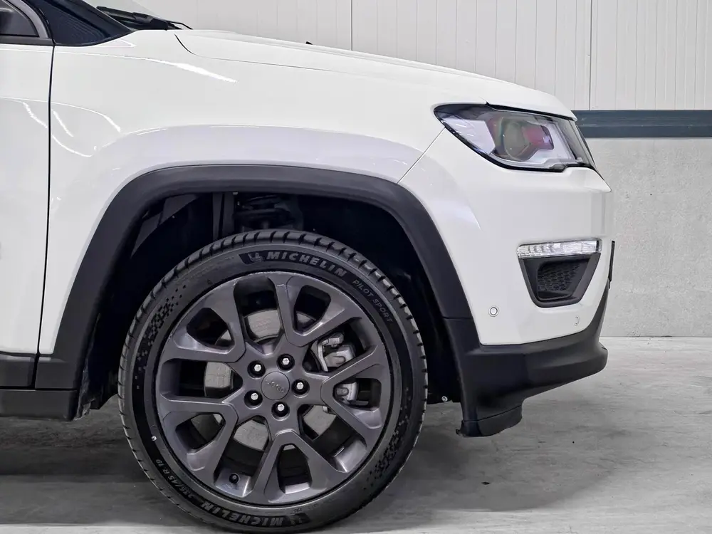Jeep Compass 4xe 240 PHEV S | Trekhaak | Panoramadak | Alpin uit 2020, foto 18