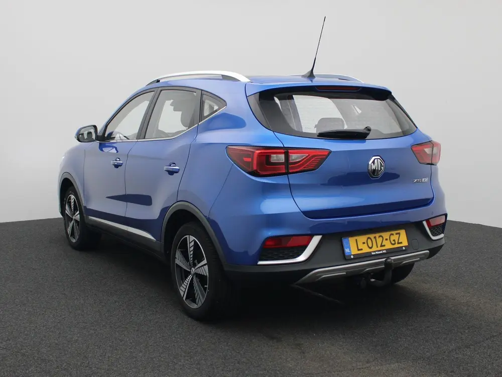 MG ZS EV Luxury 45 kWh | Leder | Panoramadak | CarPlay | Sto uit 2021, foto 2