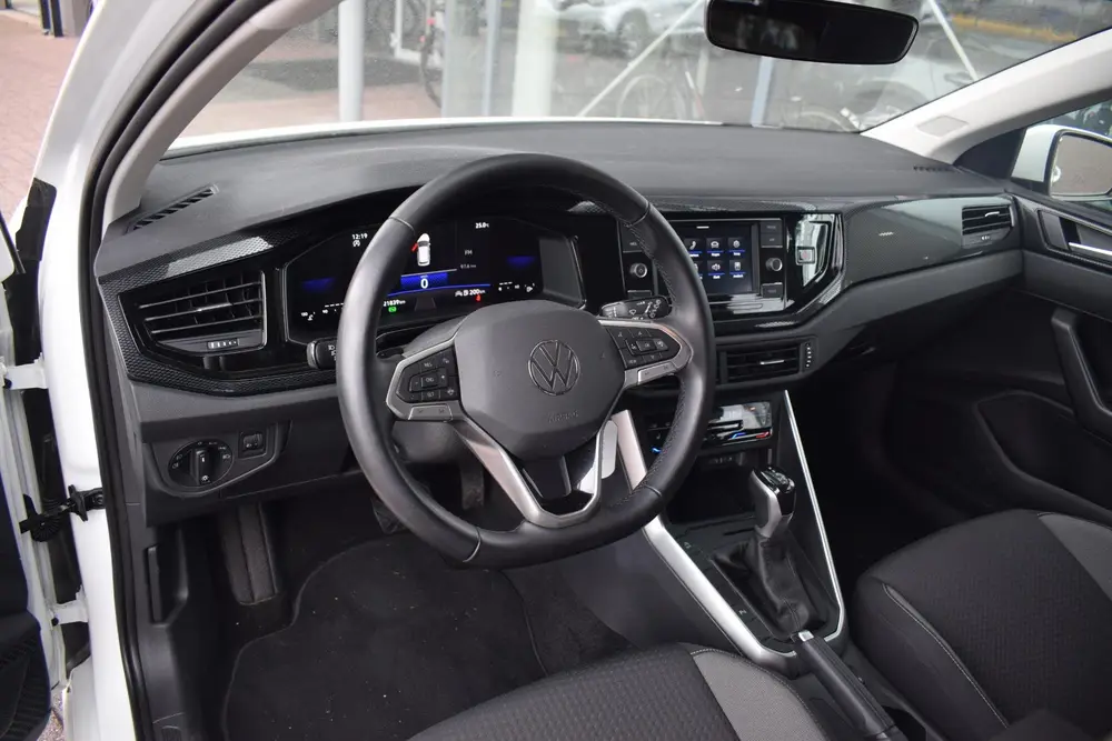 Volkswagen Polo 1.0 TSI Life Business | Automaat | CarPlay | uit 2024, foto 4