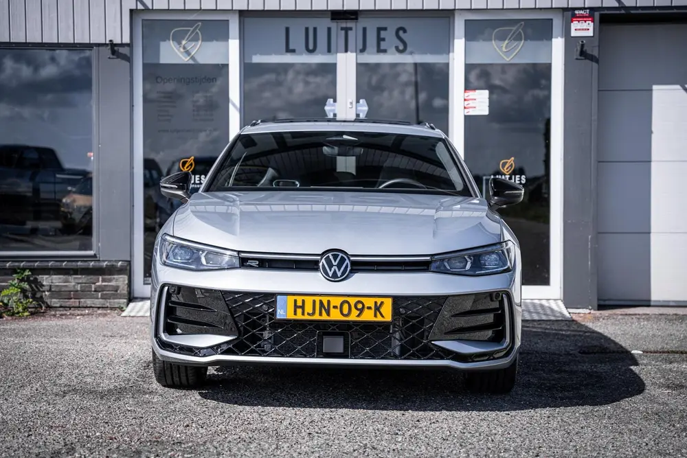 Volkswagen Passat Variant 1.5 eHybrid R-Line Black-Style Org uit 2025, foto 6