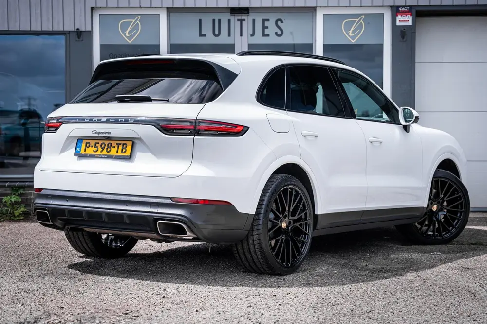 Porsche Cayenne 3.0 V6 340pk Pano-dak|360|22''|Nappaleder| uit 2019, foto 10