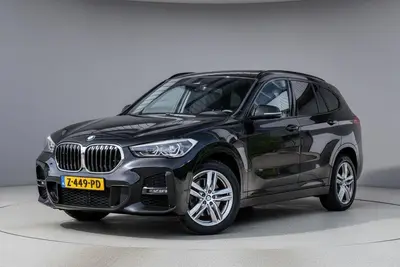 BMW X1 xDrive20i 192pk M-Sport Pano-dak uit 2020
